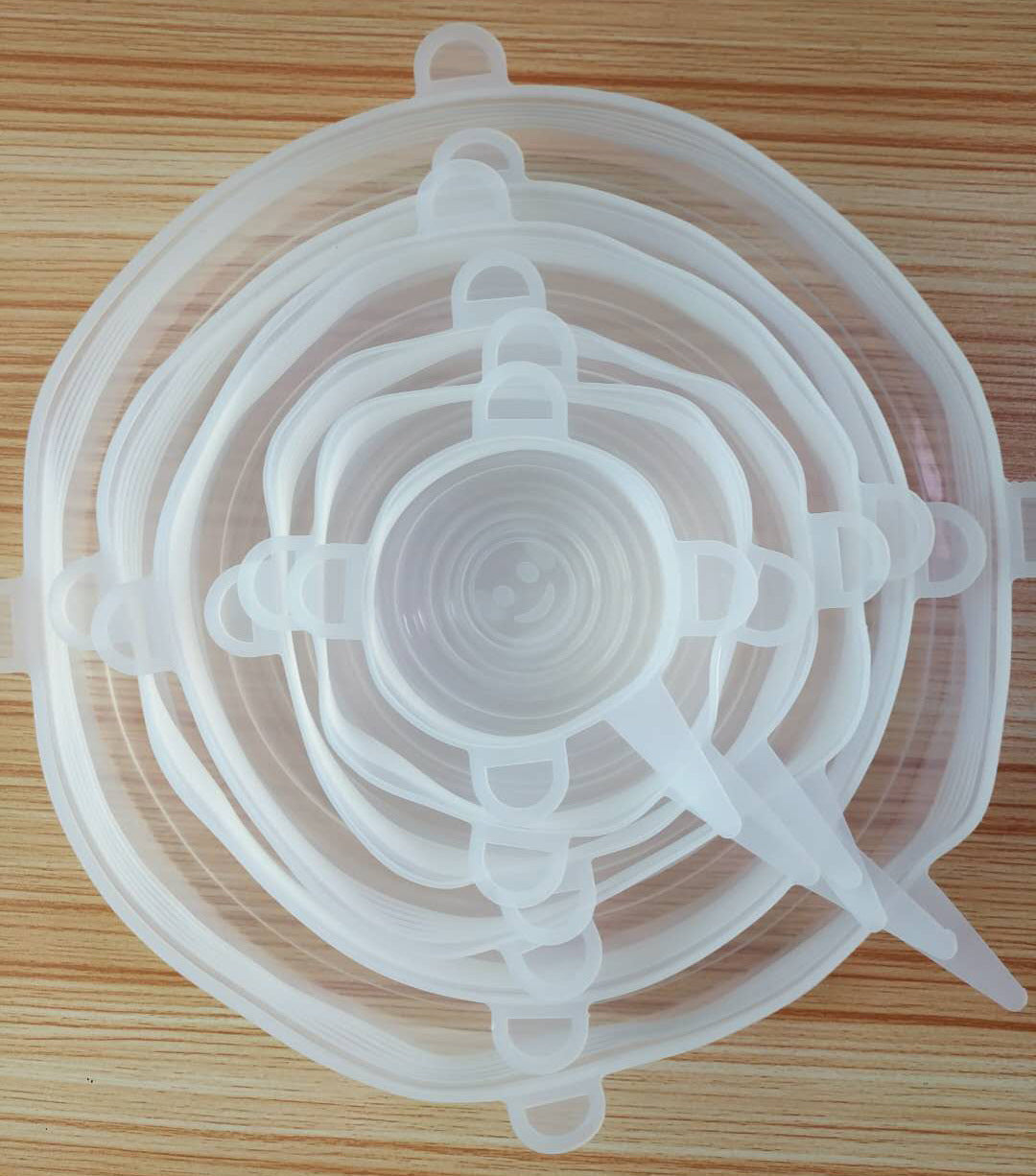 The 6-piece set of multi-functional silicone lid can