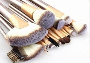 24 Makeup And Brush Suits For Portable Beauty And Makeup Tools