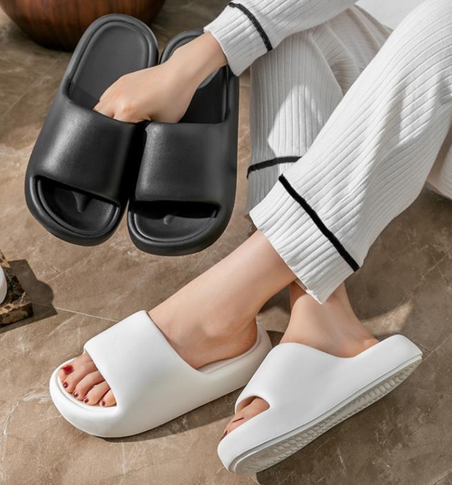 Home Non-slip Indoor Bathroom Slippers